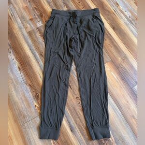 Lululemon - Olive green Nulu joggers size 10